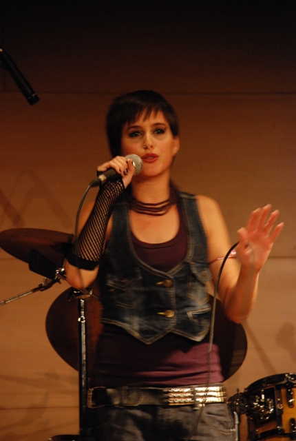 festa007 * 480 x 640 * (27KB)