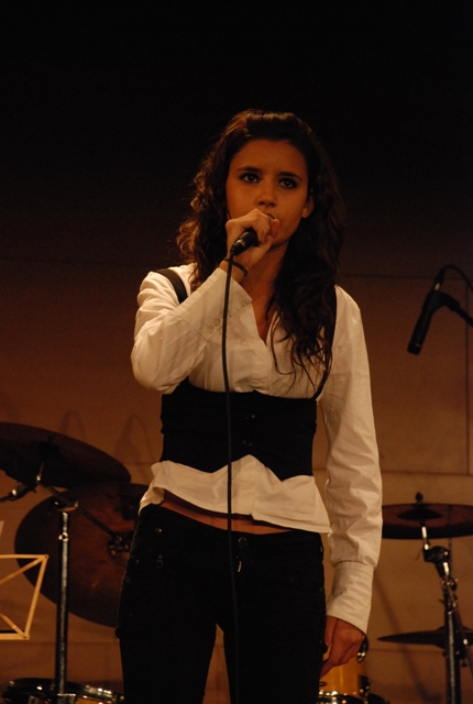 festa015 * 640 x 480 * (46KB)